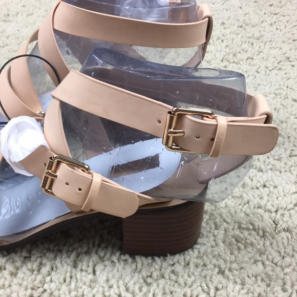 Forever 21 Nude Sandal Heels Shoes Size 6.5 - Picture 4 of 7